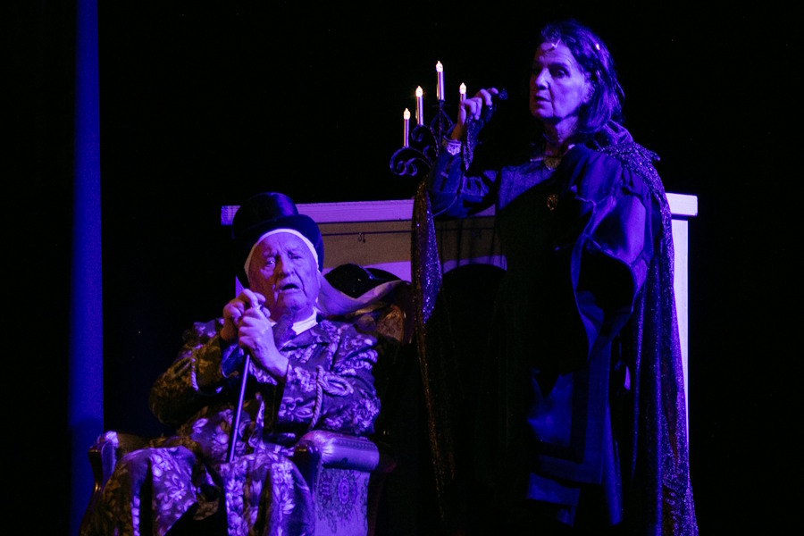 2025_Eine.Weihnachtsgeschichte (4).jpg